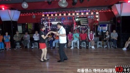 ※안산 임경규님과 불광동 산들바람님 246 리듬짝 잔발 비빔발 따닥발... | Doovi ※안산 임경규님과 불광동 산들바람님 246 리듬짝 잔발 비빔발... 