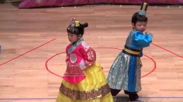 지영이 세번째 어린이집 재롱잔치 - 해품달 | Doovi 지영이 세번째 어린이집 재롱잔치 - 해품달