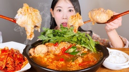 네이버 인플루언서 [네이버 인플루언서] 순두부보다 부드러운 생선🐟 해장에 최고라는 곰치국 (물곰탕) 먹방 moray soup [eating... 