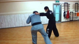 뒤에서 뒷덜미 | Doovi 뒤에서 뒷덜미