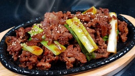 네이버 인플루언서 [네이버 인플루언서] [OO식당 돼지불백] 비밀은 춘장입니다! ✔당장 식당 차리고 싶은 맛!