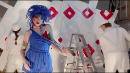 #224 - Motherhood: 노래 가사, 뮤직 비디오 및 콘서트