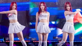 230707 예산 청소년 드림스테이지.gif - STAYC(스테이씨) 마이너 갤러리