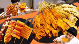 네이버 인플루언서 [네이버 인플루언서] 5백원짜리 시장어묵 클라스.. 매운어묵 40개 털고 닭꼬치 떡꼬치 소떡소떡 핫바 또털자..