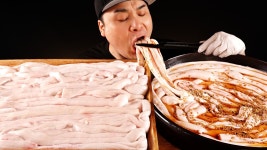 똥개 이사람 먹방은 클라스가 다르네;; - 판타지 갤러리