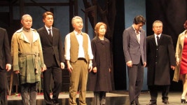 연극 세일즈맨의 죽음 커튼콜 | Doovi 연극 세일즈맨의 죽음 커튼콜