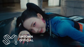 No. 1 - Supernova: 노래 가사, 뮤직 비디오 및 콘서트