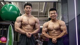 네이버 인플루언서 [네이버 인플루언서] 네츄럴 프로카드 우승 후보와 가슴 운동 | 유동주 선수