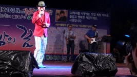 송혁 - 뚱뚱이 라이브~~~ | Doovi 송혁 - 뚱뚱이 라이브~~~