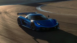 양산차랑 레이스카 차이가 생각보다 엄청 크구나 - 밀리터리 애니메이션 마이너 갤러리