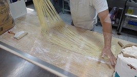 네이버 인플루언서 [네이버 인플루언서] 중국집 달인과 수타면 장인의 짜장면 만들기