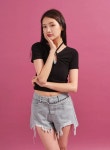 closeclip - 도넛 스트랩 트임 크롭반팔티 C0405 - 코디북 도넛 스트랩 트임 크롭반팔티 C0405