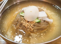 6900 육쌈냉면 본점