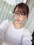 안경이 잘 어울리는 AV배우
