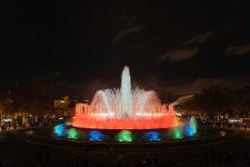 스페인 허니문 가우디의 도시 바르셀로나