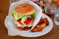 코로나 유행 전에 다녀왔던 수제버거집 Baker Bounce