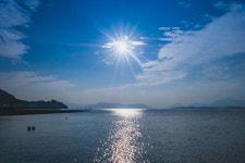 세상 어디에도 없는 바다가 보이는 영화관