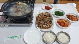 삽교호 왔따. 일단 밥부터 | (백업)유머 게시판(2020-2021) 삽교호 왔따. 일단 밥부터 | (백업)유머 게시판(2020-2021) | 루리웹