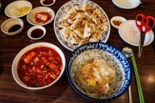 연중반점 고기튀김 사천짜장