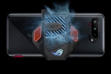 화룡 888 발열을 잡기위한 게이밍폰 제조사 눈물의 똥꼬쇼