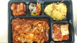 동네 반찬가게 7000원 제육볶음 도시락 | 음식 갤러리 동네 반찬가게 7000원 제육볶음 도시락 | 음식 갤러리 | 루리웹