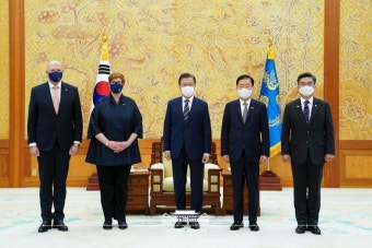 소속사컷) 호주 외교·국방장관 접견 | 정치유머 게시판 소속사컷) 호주 외교·국방장관 접견 | 정치유머 게시판 | 루리웹