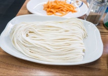 1인 9000 대림역 조개 칼국수 | 음식 갤러리 1인 9000 대림역 조개 칼국수 | 음식 갤러리 | 루리웹