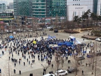 이게 토요일에 라페스타 앞 일산공원이라고?? | 정치유머 게시판 이게 토요일에 라페스타 앞 일산공원이라고?? | 정치유머 게시판 | 루리웹