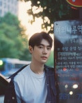 여의나루역 버스 정류장 앞 박서함jpg