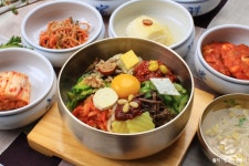 전주 사람들한테 비빔밥 식당 알려달라고 하면 듣는말 | 유머 게시판 전주 사람들한테 비빔밥 식당 알려달라고 하면 듣는말 | 유머 게시판 | 루리웹