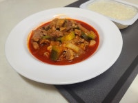 방금 막 만든 돼지고기 짜글이