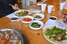 미서부 LA북쪽 외진 곳에 있는 한인식당 넓은벌 동쪽ㅎ