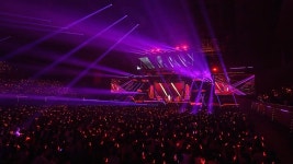 버튜버) 4th fes 배경이랑 조명도 너무 이뻤음 | 유머 게시판 버튜버) 4th fes 배경이랑 조명도 너무 이뻤음 | 유머 게시판 | 루리웹