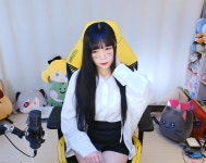 새봄TV] 게임전문방송(여기사 아가씨+하우스플리퍼DLc+위쳐) | 게임방송 새봄TV] 게임전문방송(여기사 아가씨+하우스플리퍼DLc+위쳐)... 