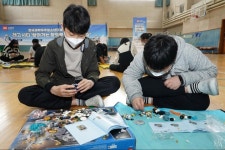 레고코리아 한국과학우주청소년단과 레고 시티 창의력 우주과학 교실 실시