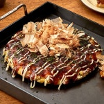 소신발언 솔직히 오코노미야키나 타코야키는 소스맛으로 먹는거잖아