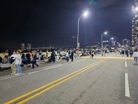 집 앞 개 판이네... | 유머 게시판 집 앞 개 판이네... | 유머 게시판 | 루리웹