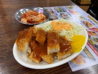 만원짜리 한장으로 왕칼국수와 돈까스를