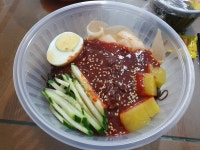 의외로 냉면에 넣어서 먹으면 맛 있는 거... | 유머 게시판 의외로 냉면에 넣어서 먹으면 맛 있는 거... | 유머 게시판 | 루리웹