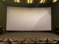 상영 10분전인데 영화관에 나 밖에 없어