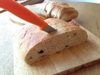 임신한 아내를 위한 건강 곡물빵 만들기