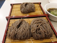 저녁은 메밀 국수랑 만두