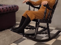 흔들의자 진짜 개꿀편한데 컴터의자로 쓰긴 별로겟지