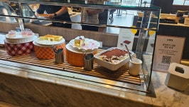 VIPS 서울 대방점 런치 샐러드바