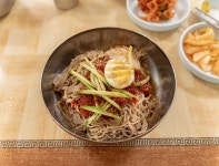 전역 후 14년만에 들러본 철원의 막국수 식당 내대 막국수