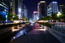 의외로 청계산이랑 청계천은 별 관련이 없네