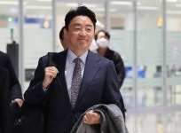 충남대전특별시 통합 단체장 양자 대결서 강훈식 407 vs 김태흠 240