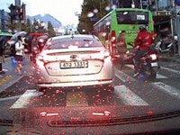 횡단보도 전방주시태만 사고