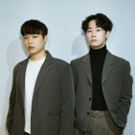 오빠야문열어딸기사왔어 - Hold Out! by 오빠야문열어딸기사왔어 오빠야문열어딸기사왔어 - Hold Out!