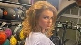 EastEnders Maisie Smith shows off bum in gym with pal amid Max George rumours - Daily Star EastEnders Maisie Smith shows off... 